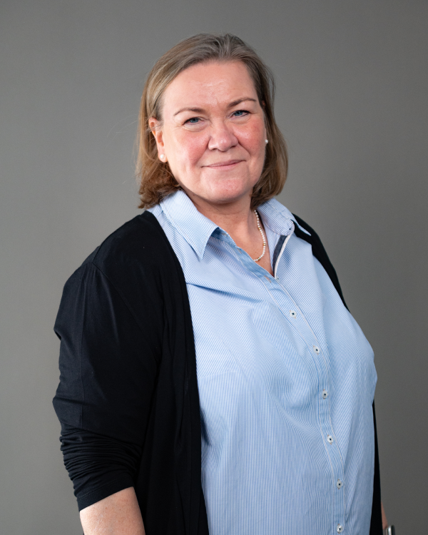 Porträt Bettina Mauel